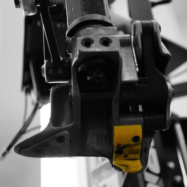 Пластикова накладка на монтажну головку GT889NV DEMOUNT HEAD COVER C-8R-1A40013 C-8R-1A40013 фото